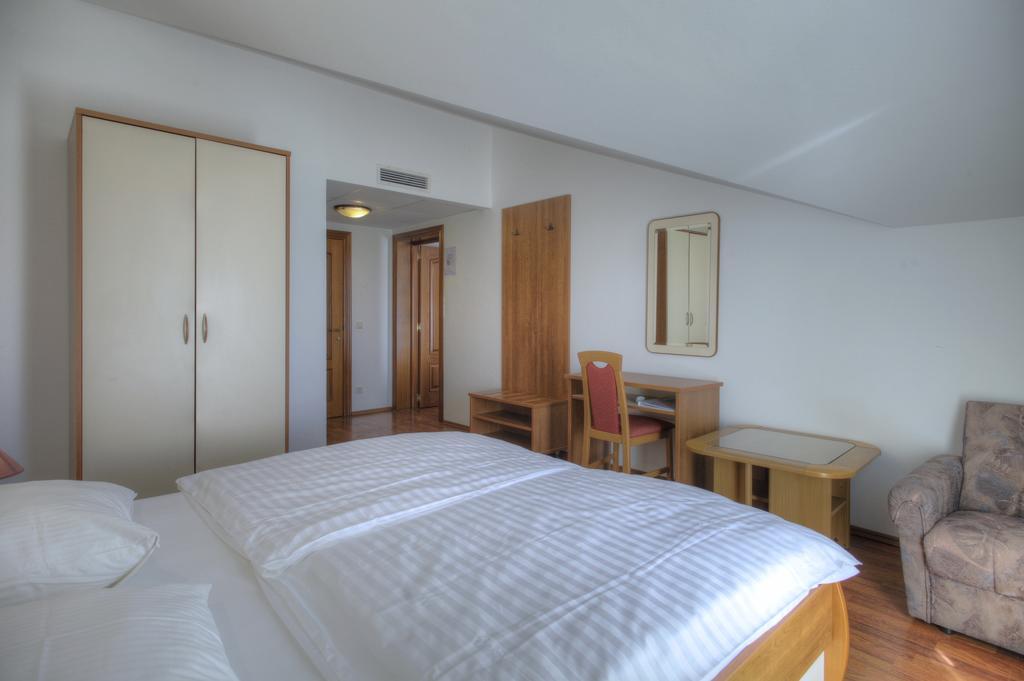Aparthotel Zaton ซาตอน ภายนอก รูปภาพ