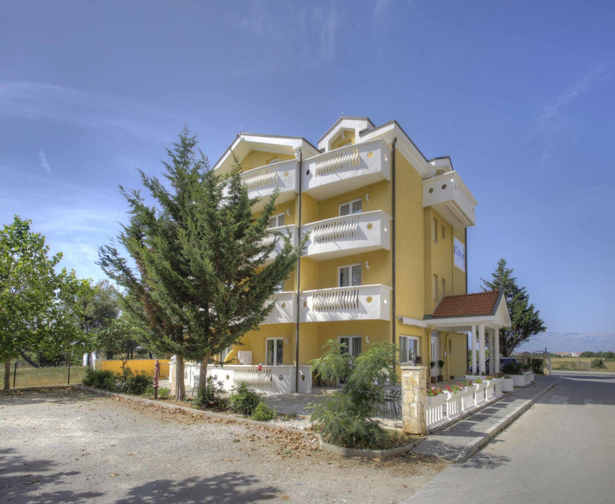 Aparthotel Zaton ซาตอน ภายนอก รูปภาพ