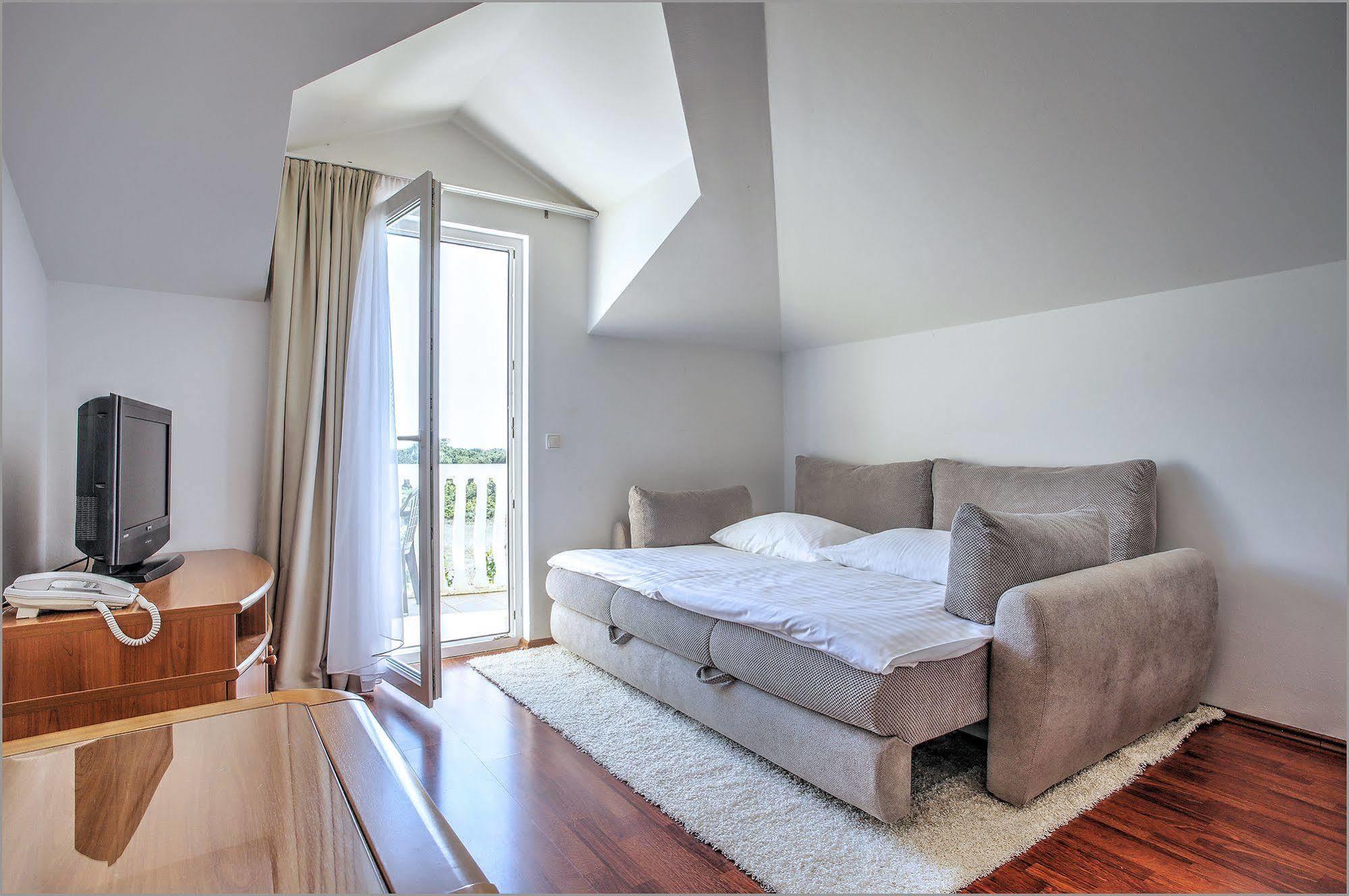 Aparthotel Zaton ซาตอน ภายนอก รูปภาพ